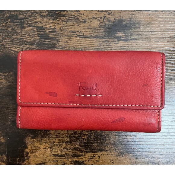 Fossil Vintage Red Leather Compact Trifold Wallet Snap Closure - Picture 1 of 4